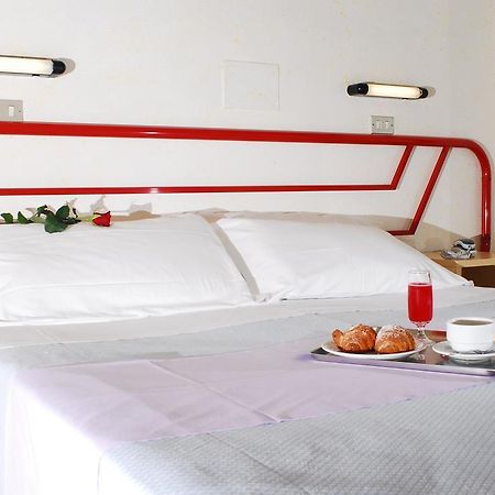 Florida Park Hotel Bellaria-Igea Marina Quarto foto
